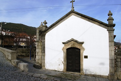 [Alpedrinha - capela de Espirito Santo 1[4].jpg]