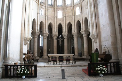 [Mosteiro de Alcobaça - Igreja - altar[4].jpg]