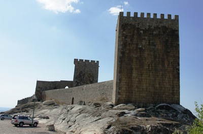 [Linhares - castelo 2[4].jpg]