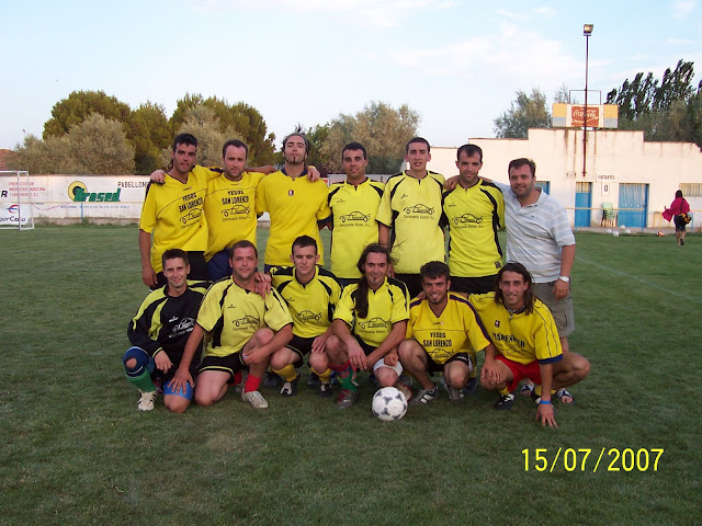http://lh5.ggpht.com/_6TfEiDs599U/RpqKIOaK1jI/AAAAAAAAANM/bAPt6F9thco/s640/100_1330.jpg