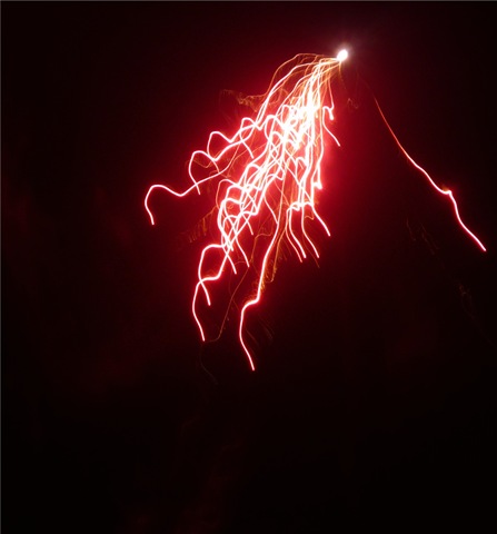 [Fireworks Go Into the Light[3].jpg]
