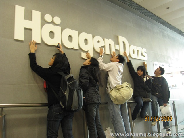 [hk pics 489[10].jpg]