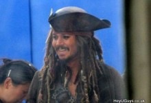 [Pirates-of-the-Caribbean-4-Set-Photo-Johnny-Depp-220x150[3].jpg]