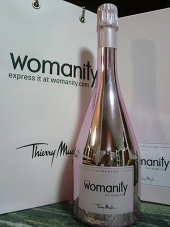 CHAMPAGNE WOMANITY