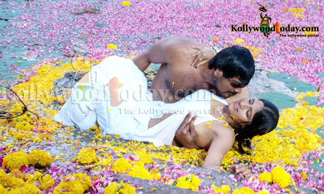 Actress upskirt from various movie & mostly unseen<br />
Actress upskirt from various movie & mostly unseen<br />