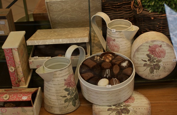 [chocalateshop_bruge_jun09[3].jpg]