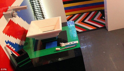 [james-may-lego-house5[5].jpg]