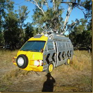 UFO Combi Van