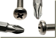 phillips-screws-with-screwdriver