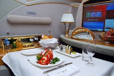 [Emirates Airlines Primeira classe suite A380.jpg]