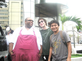 Michael Bland (batero de Prince) - Tommy Stinson (bajista de Guns 'N Roses con Manuel