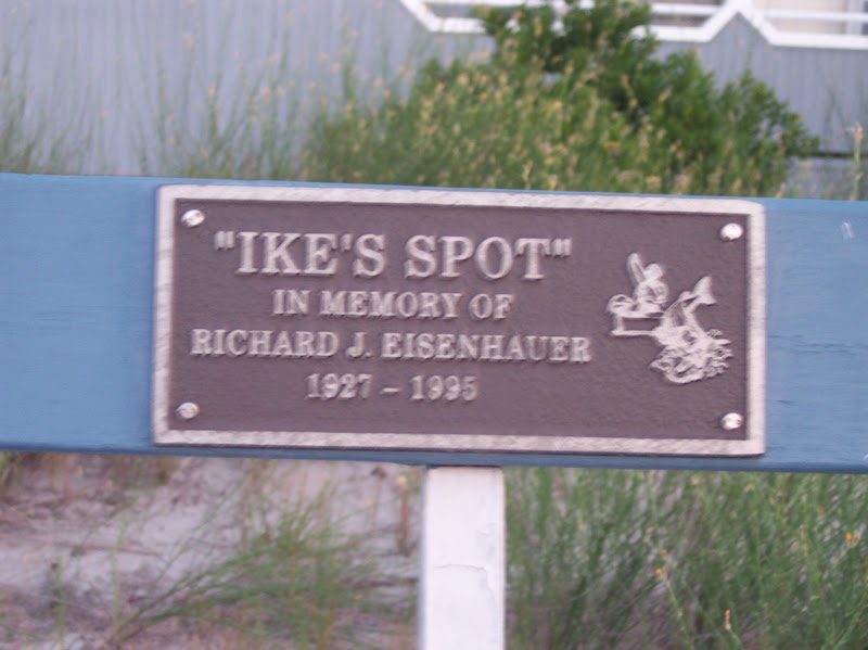 Ike's SpotIn Memory ofRichard J. Eisenhauer1927-1995