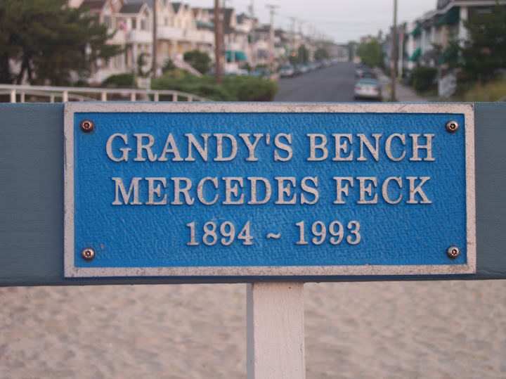 Grandy's beachMercedes Feck1894 ~ 1993