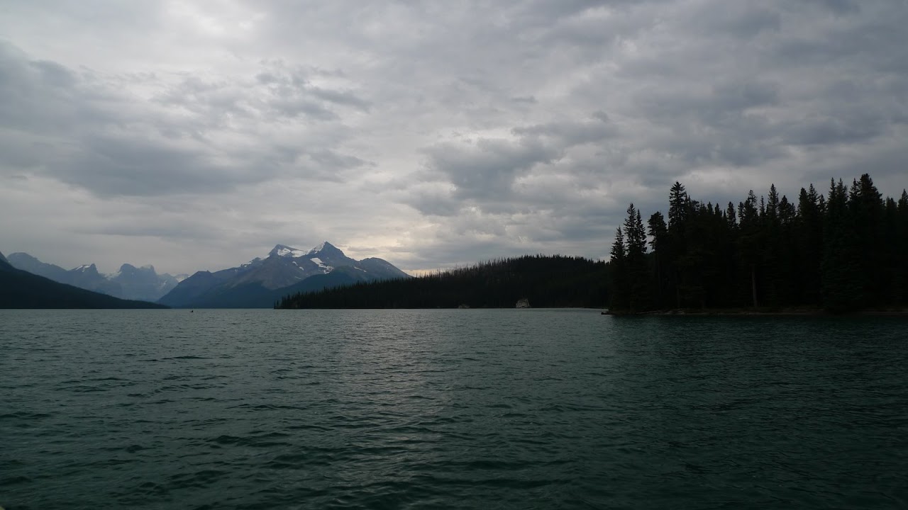 Maligne Lake