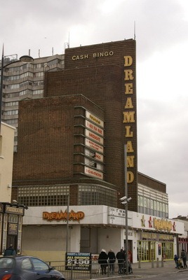[Dreamland0302.jpg]
