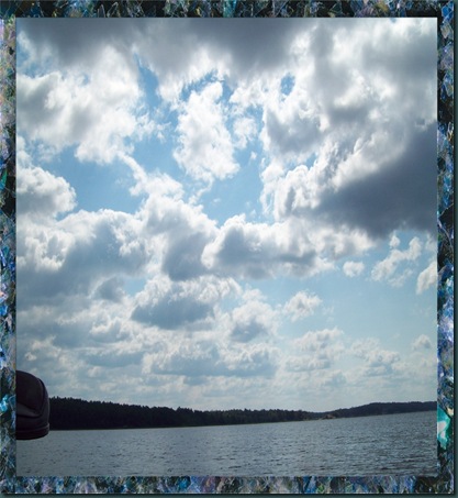 FRAMEDSKYWATER2