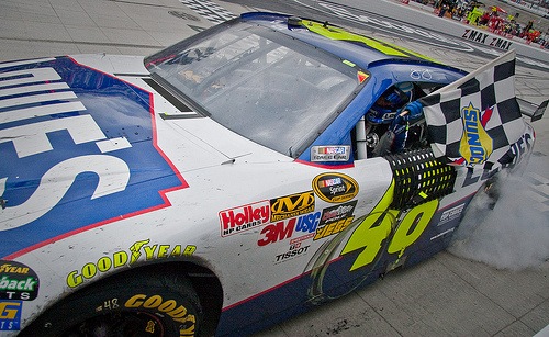 [Jimmie Johnson March 2010 checkered flag[3].jpg]