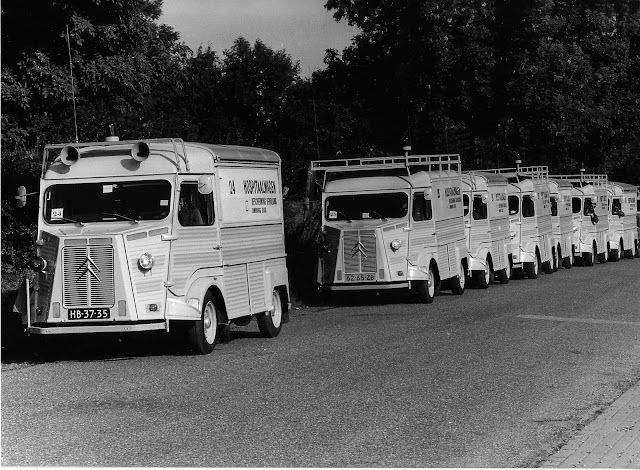 Photos d'époque de camions Citroën - Page 15 HY-BB