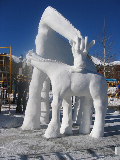 [esculturas neve lindas gelo inverno arte (3)[5].jpg]