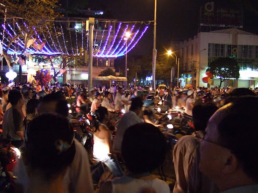 Sài Gòn..Bạn kể cho mình nghe nhé.. - 1