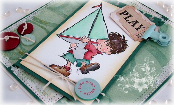 [boy-boat1[2].jpg]