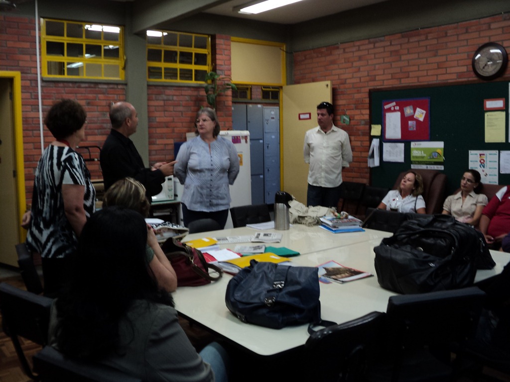 [visita_secretaria_2011 (5)[3].jpg]