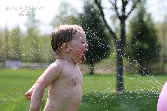 [nakedsprinkler3.jpg]