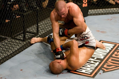 Жорж Сен-Пьер (Georges St. Pierre) и БиДжей Пенн (B. J. Penn)