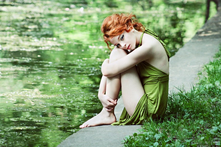 [28urbanwomenphotographygreen6.jpg]