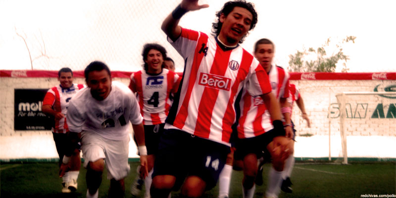 http://lh5.ggpht.com/_7rInutftBVA/S2dhtsY3r_I/AAAAAAAADoM/gi6siPv6pJM/s800/corriendo2.jpg