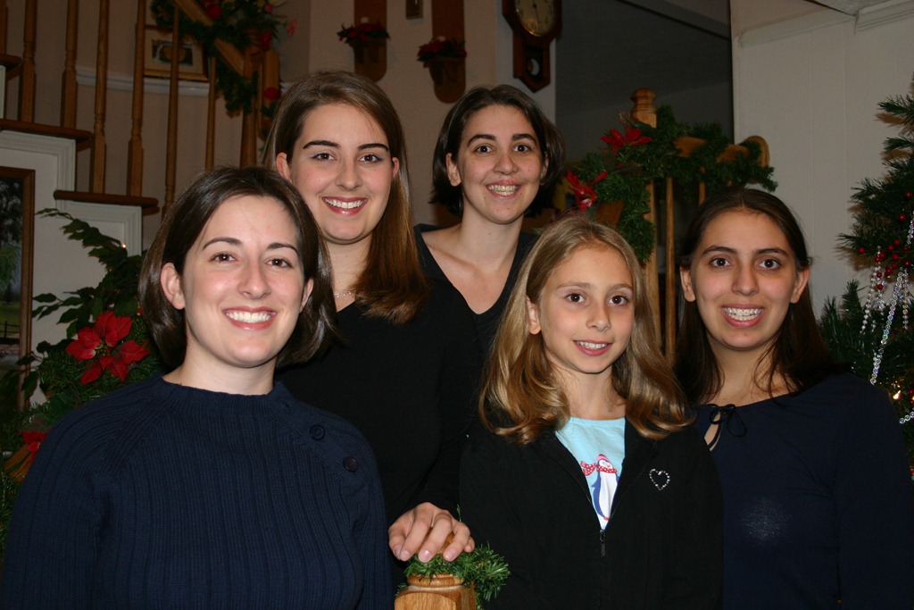 [Telling the Family 12-3-05 003[7].jpg]