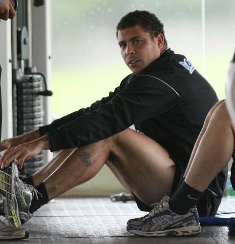 Goiás x Corinthians: Ronaldo entre os titulares