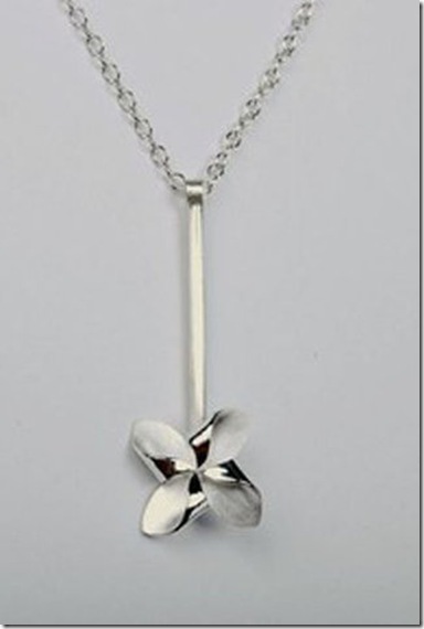 floral-pinwheel-necklace_large.feyhandmade.com