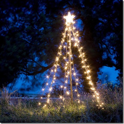 garden fairy lights tree christmas fun display decoration exterior night star unusual bizarre fun sculpture art pub orig l etc 12/2006 p47
