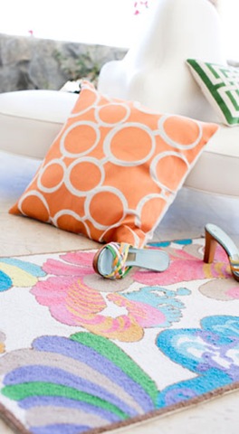 [pillowsunglasses.trinaturk.com[3].jpg]