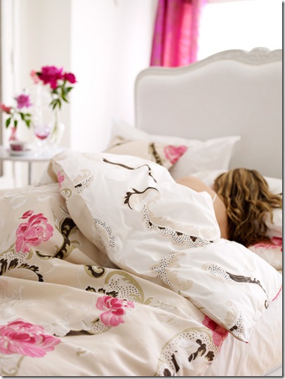 rosesinbed.pollywreford.sarahkaye.com