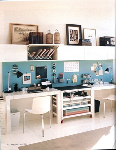 [MarthaStewartblueApr08[3].jpg]