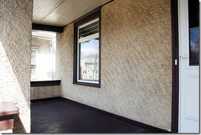 FrontPorchBefore.pinklovesbrown.flickr