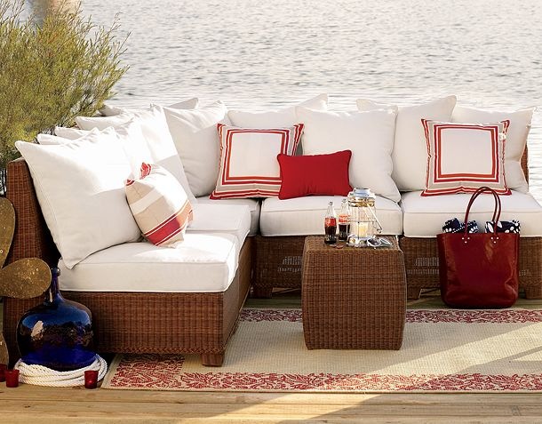 [RWB Patio.potterybarn[3].jpg]