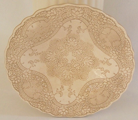[lacefootedbowl.raquelmasri.etsy[5].jpg]