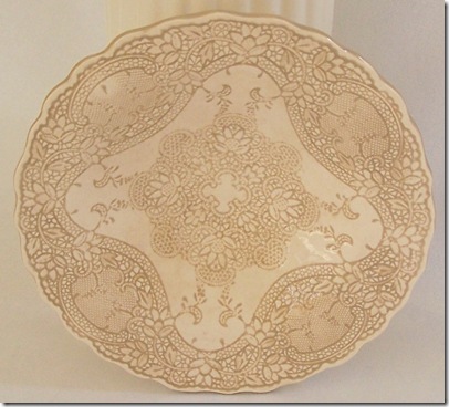 lacefootedbowl.raquelmasri.etsy