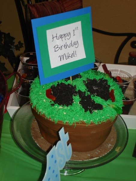 [mikels first Bday 2[3].jpg]