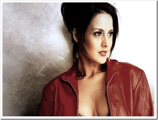 tulip joshi02