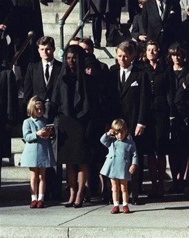 [kennedy[6].jpg]