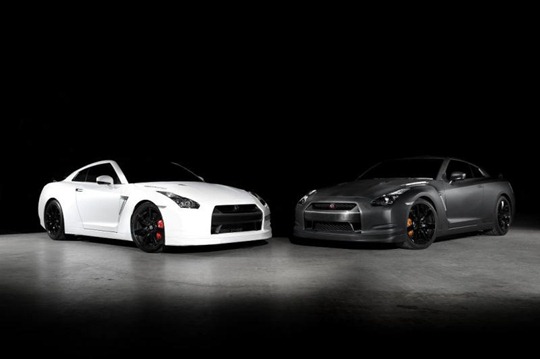 [Nissan-GT-Rs-matte-white-and-black[2].jpg]