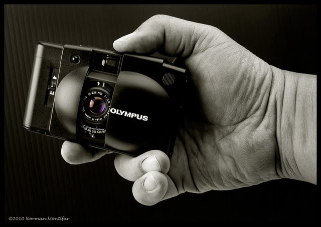 Olympus%20XA2-2.jpg