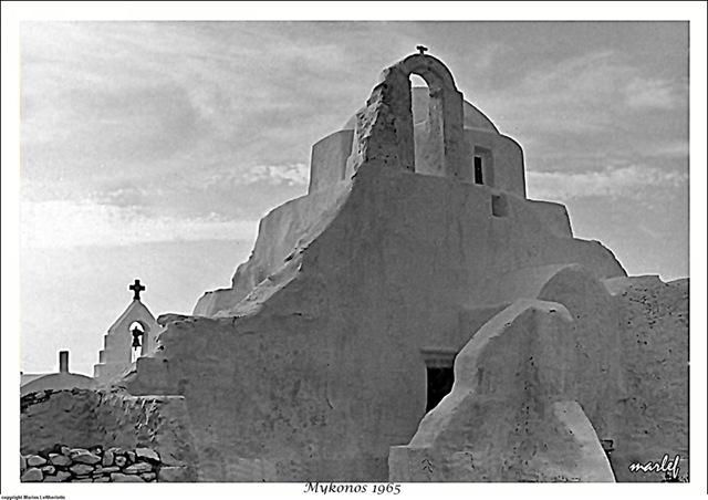 [1811965MykonosBW2.jpg]