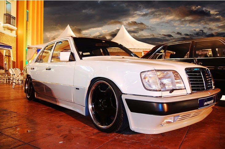 Stanced 1987 Mercedez E-Class - CustomPinoyRides pic1