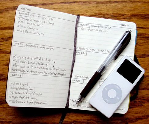 imagen de una agenda moleskine representativa de la gestión GTD