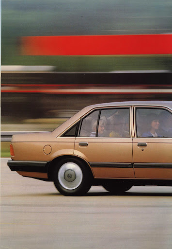 opel_rekord_1982_02.jpg